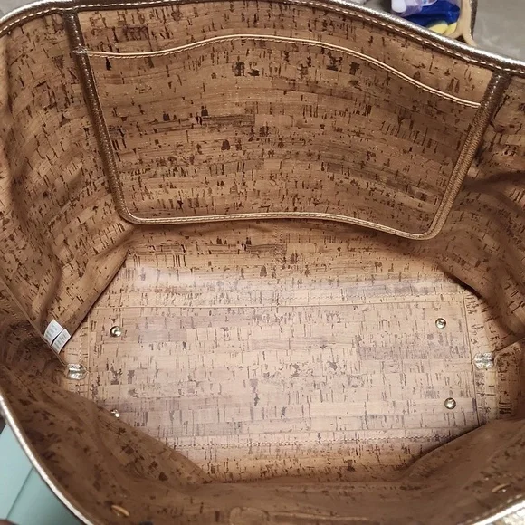 NWT Lilly Pulitzer Metallic Leather La La Tote Bag - Picture 5 of 8